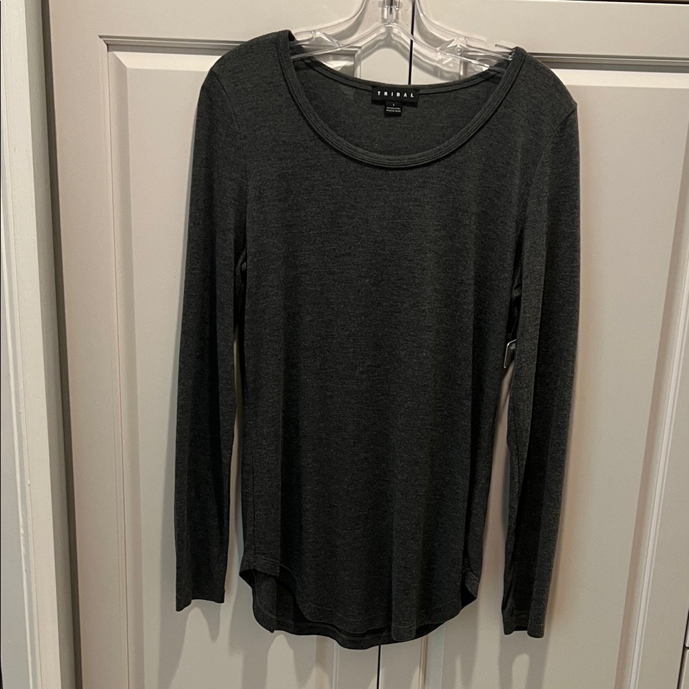 Tribal Long Sleeve Top grey scoop neck Large